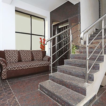 Qube Inn Hyderabad Exterior photo