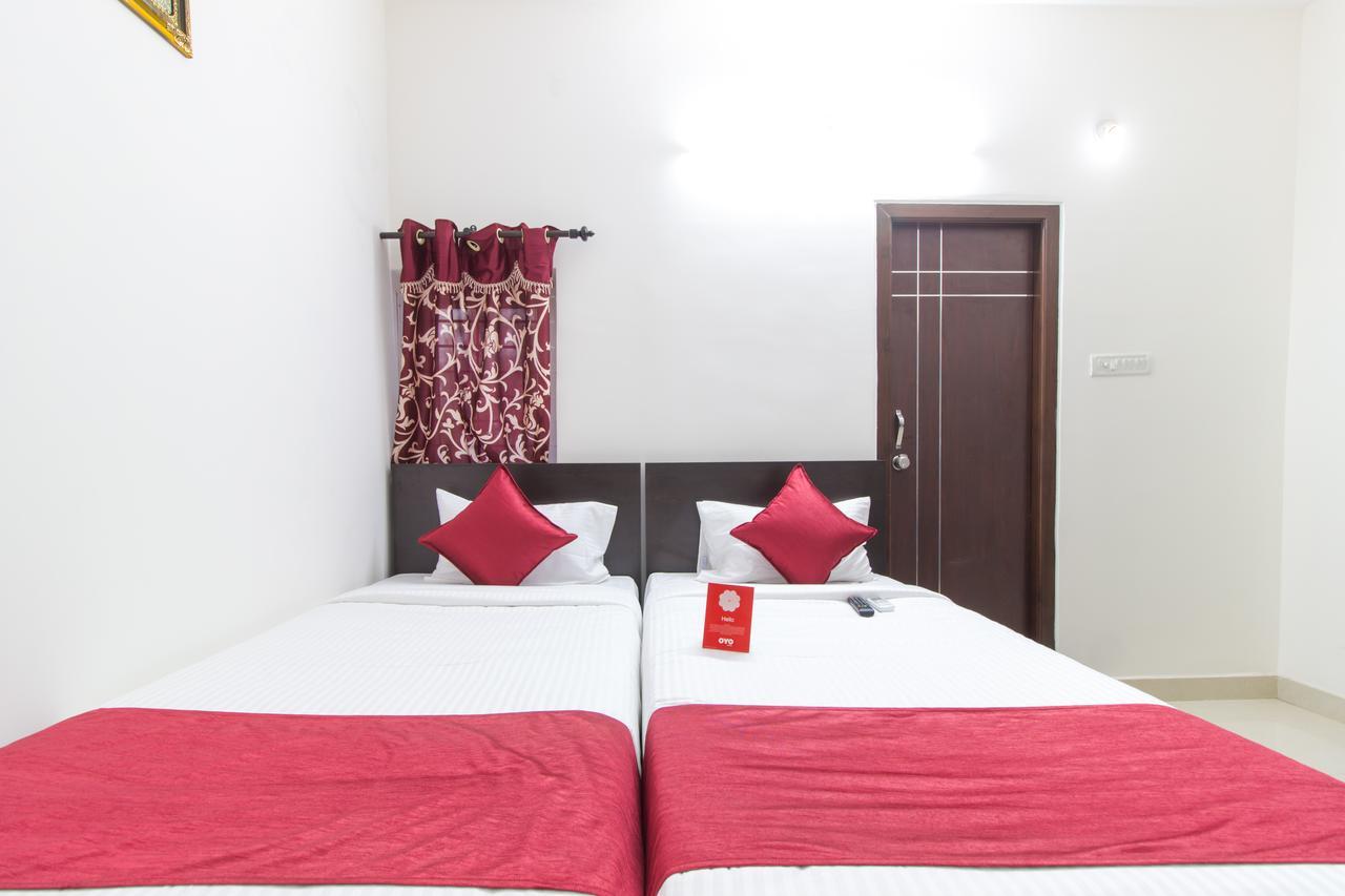 Qube Inn Hyderabad Exterior photo